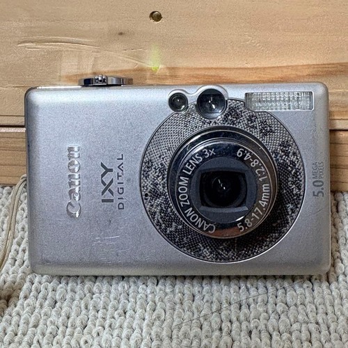 Fotocamera digitale compatta